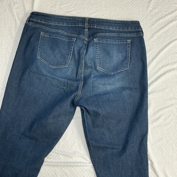 Torrid Dark Blue Skinny Jeans 18T 18 Tall - Picture 7 of 8